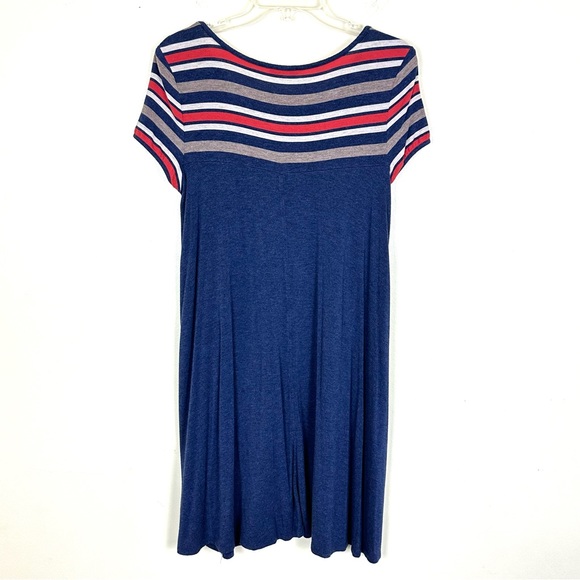 MAX STUDIO Short Sleeved Swing Dress Scoop Neck Casual Comfortable Dress, Size L - Picture 6 of 6